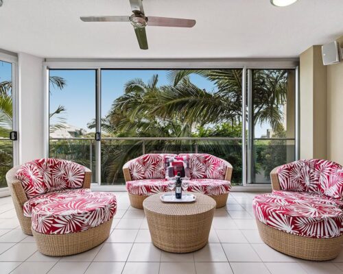 1200-5bed-luxury-coolum-accommodation14