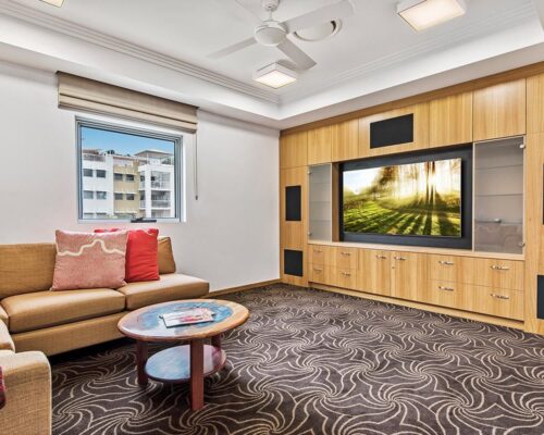1200-5bed-luxury-coolum-accommodation7